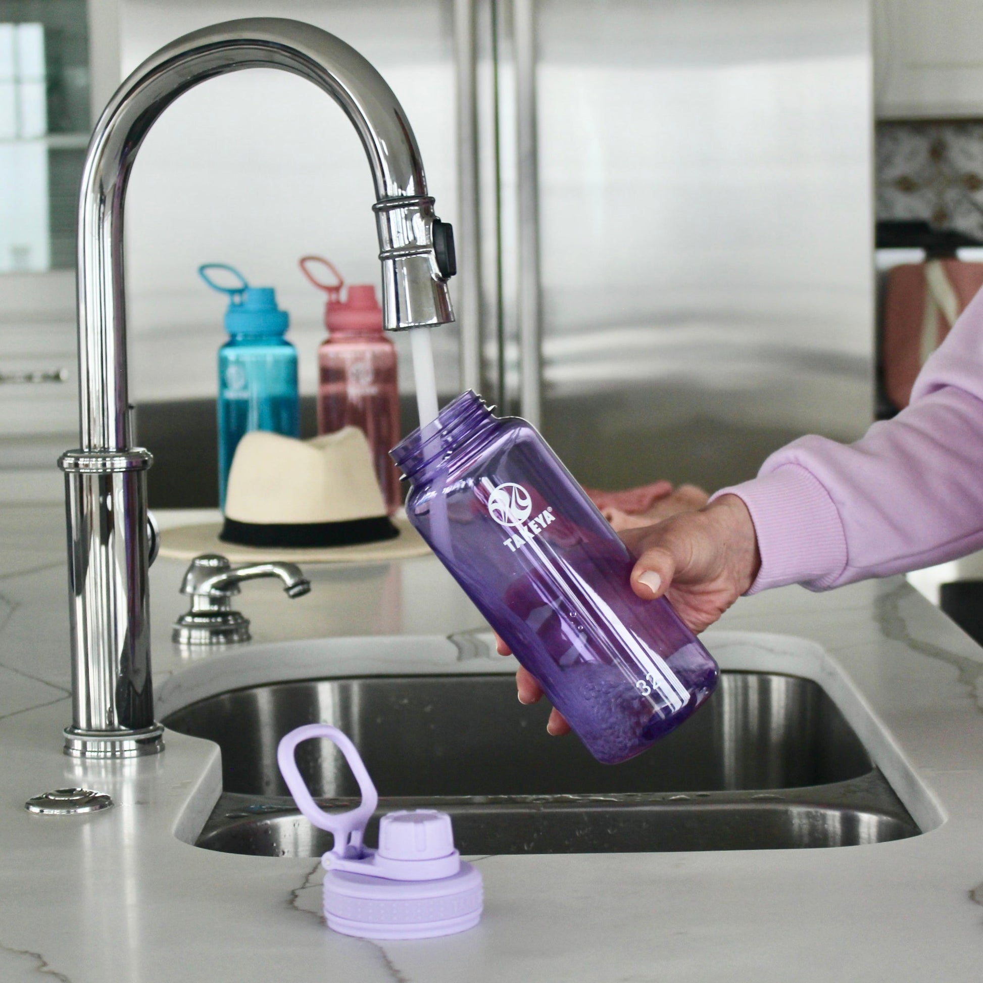 32oz Vivacity Purple