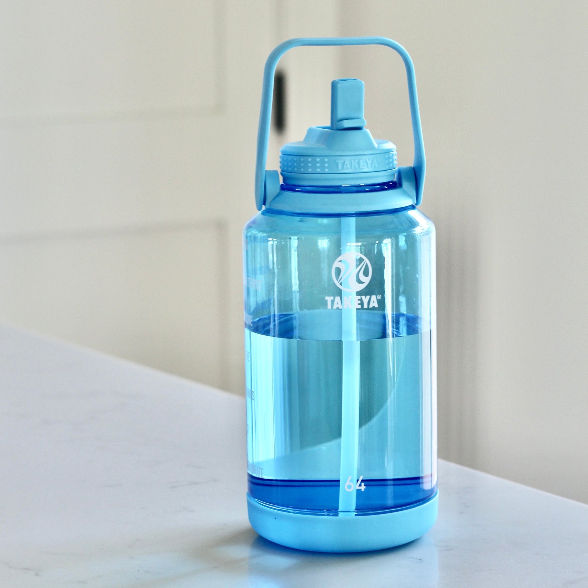 64oz Breezy Blue