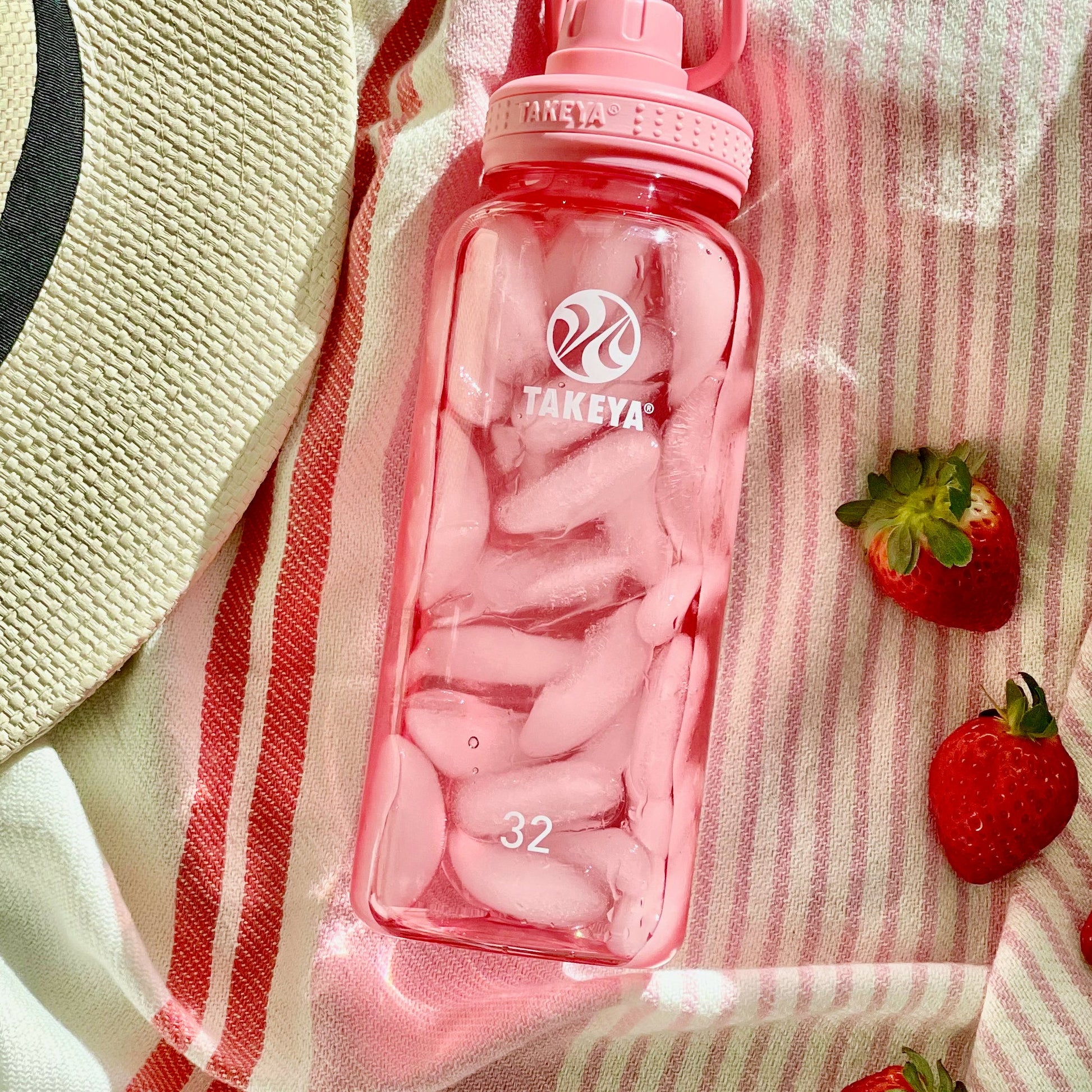 32oz Flutter Pink