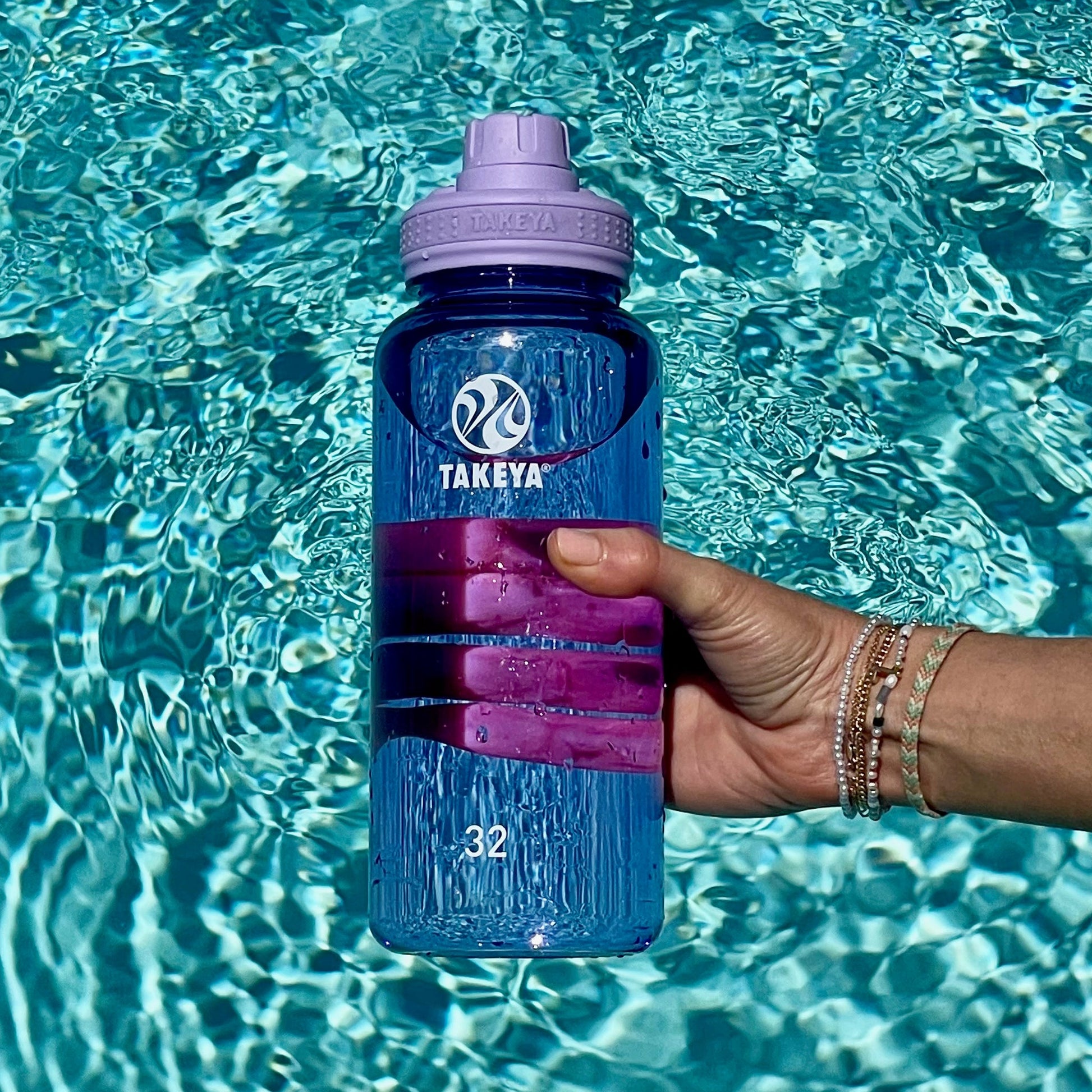 32oz Vivacity Purple